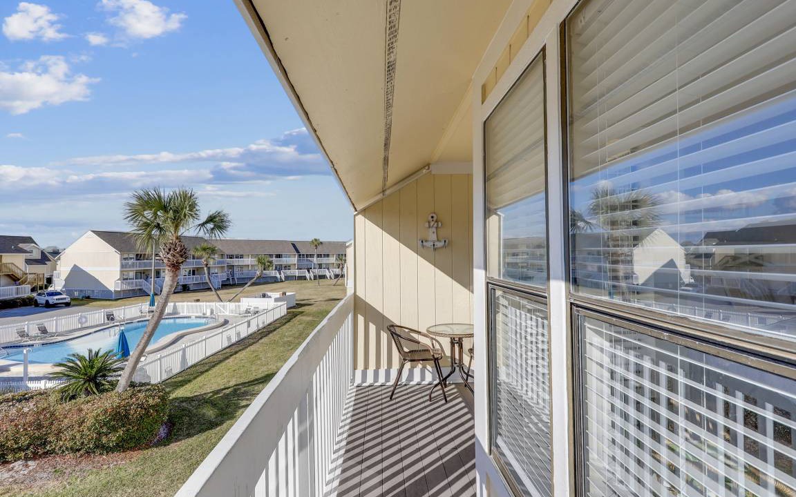 Photo of Patio Balcony in Holiday Isle