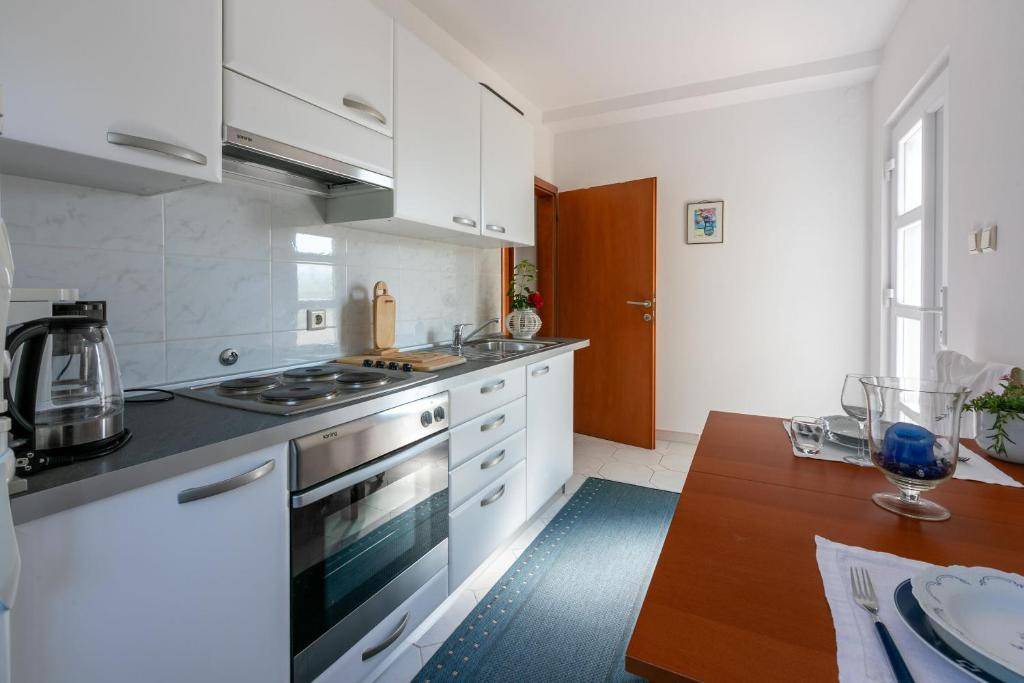 Photo of Kitchen in Rab