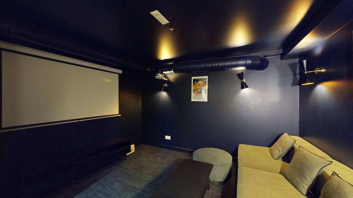 Photo of Livingroom in 18th Arrondissement