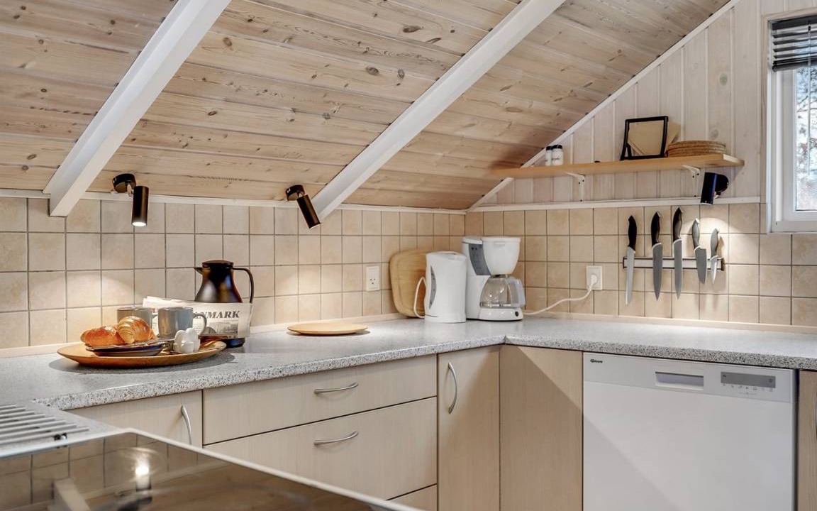 Photo of Kitchen in Skygge