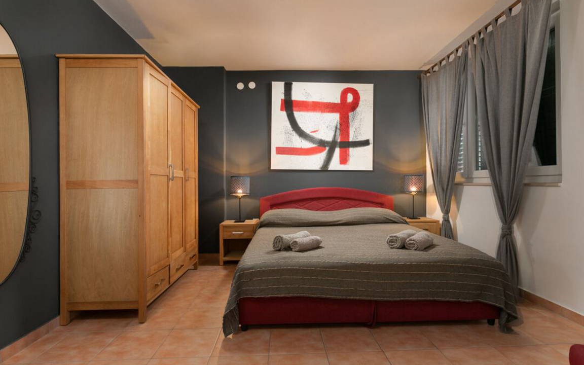 Photo of Bedroom in Brela