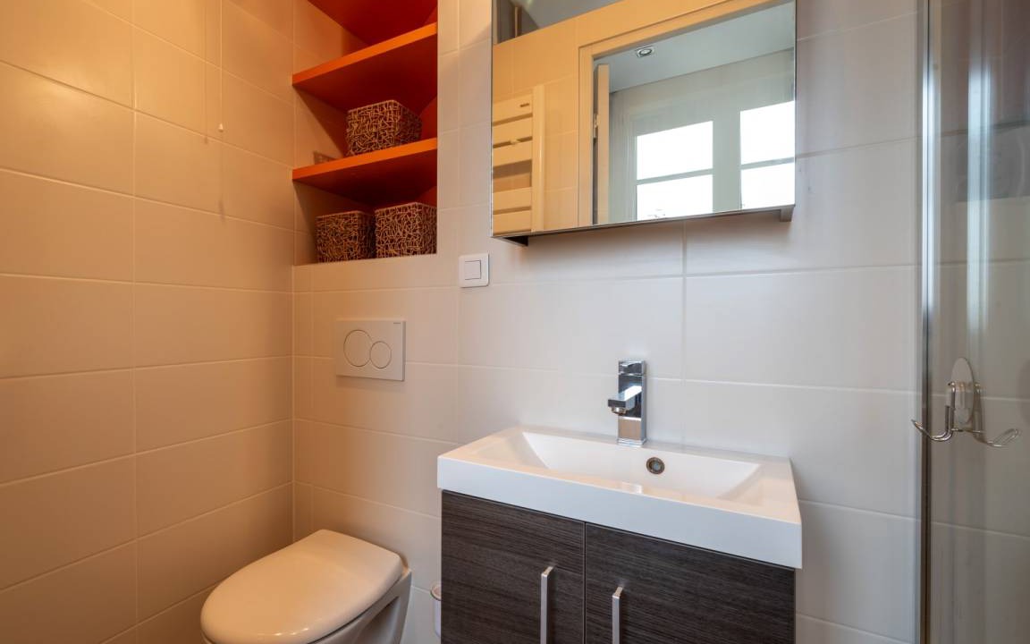 Photo of Bathroom in Arts-et-Metiers