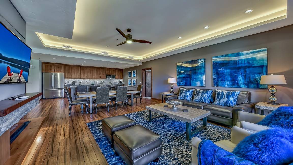 Photo of Livingroom in Lakeside Park