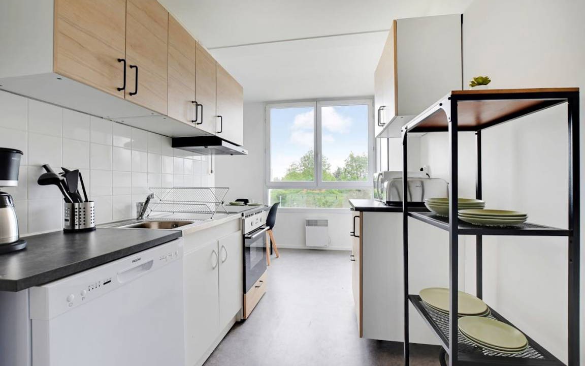 Photo of Kitchen in Le Kremlin-Bicetre