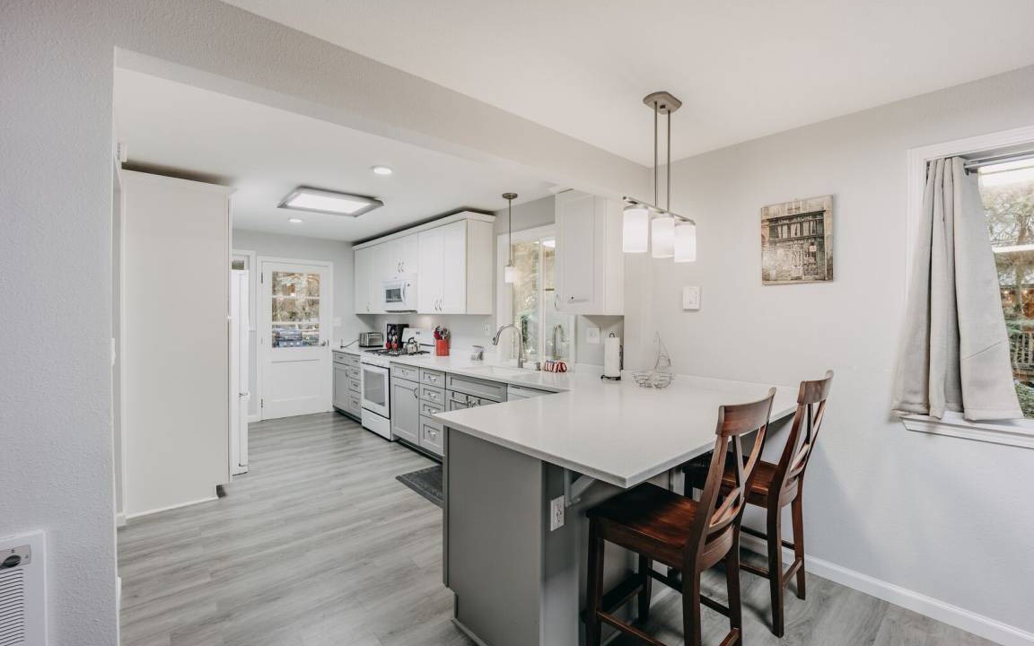 Photo of Kitchen in Glacier