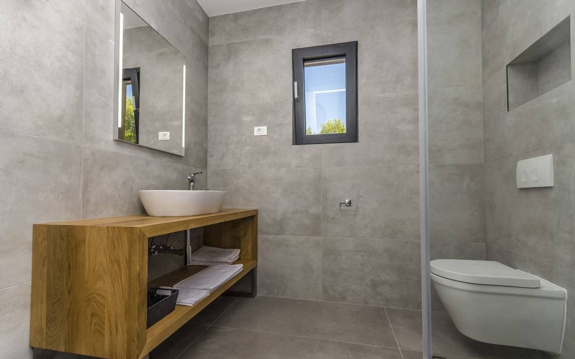 Photo of Bathroom in Srima