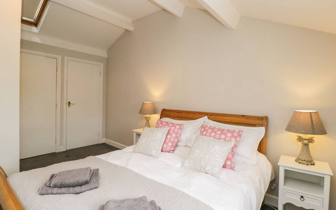 Photo of Others in Norton Sub Hamdon