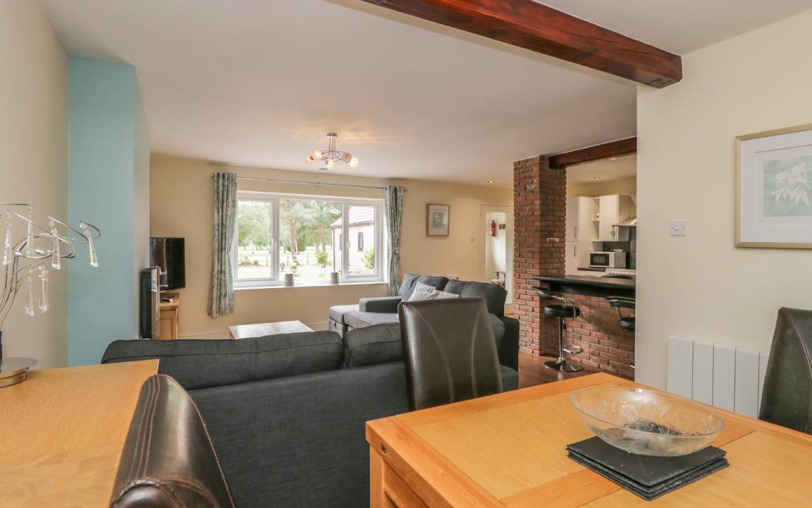 Photo of Others in Storwood