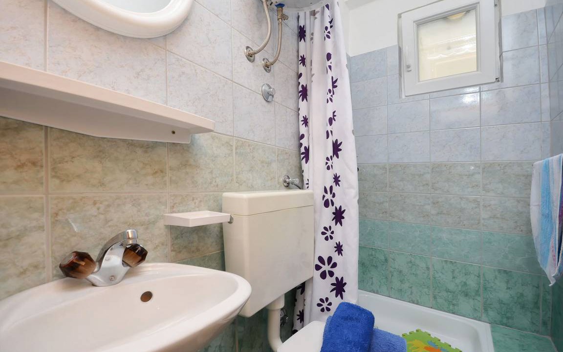 Photo of Bathroom in Tribunj
