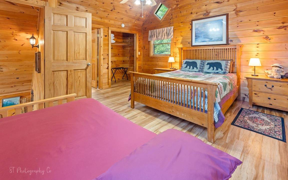 Photo of Bedroom in Sevierville