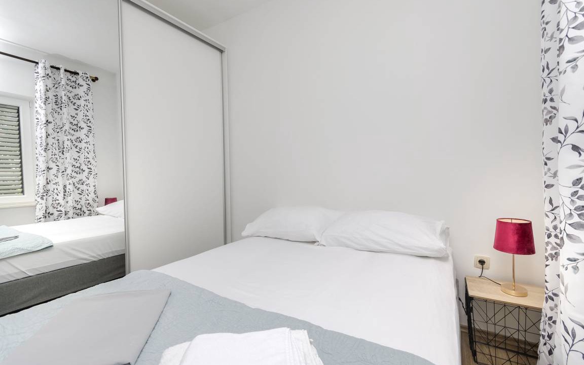Photo of Bedroom in Tribunj