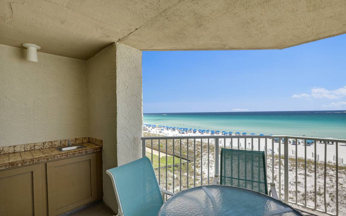 Photo of Patio Balcony in Holiday Isle