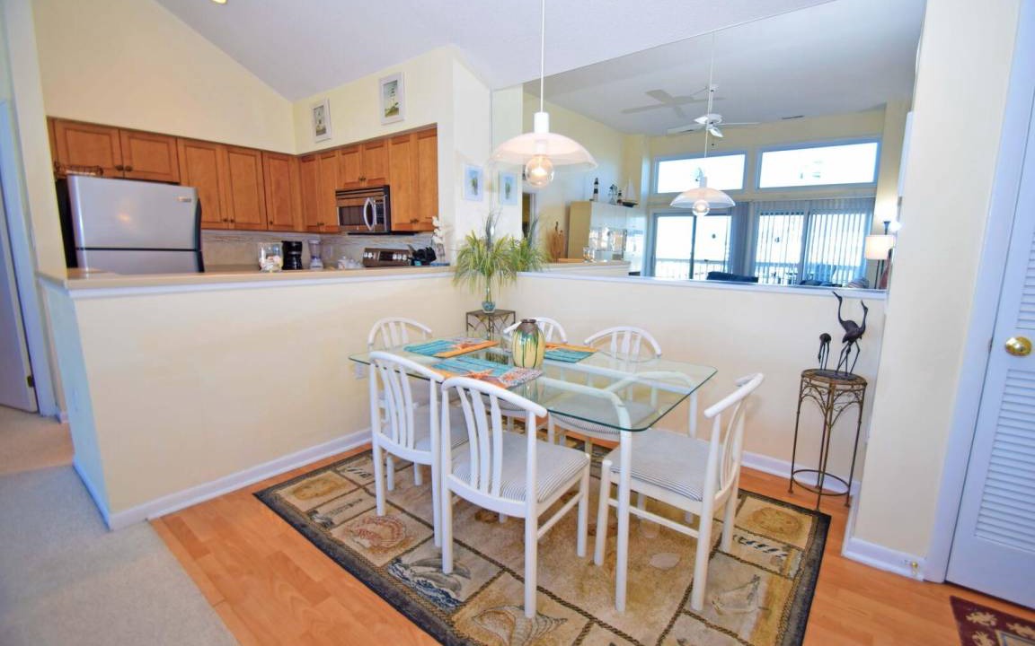 Photo of Kitchen in Heron Harbour Isle