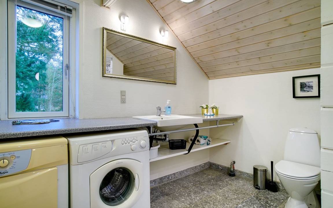 Photo of Bathroom in Store Fuglede