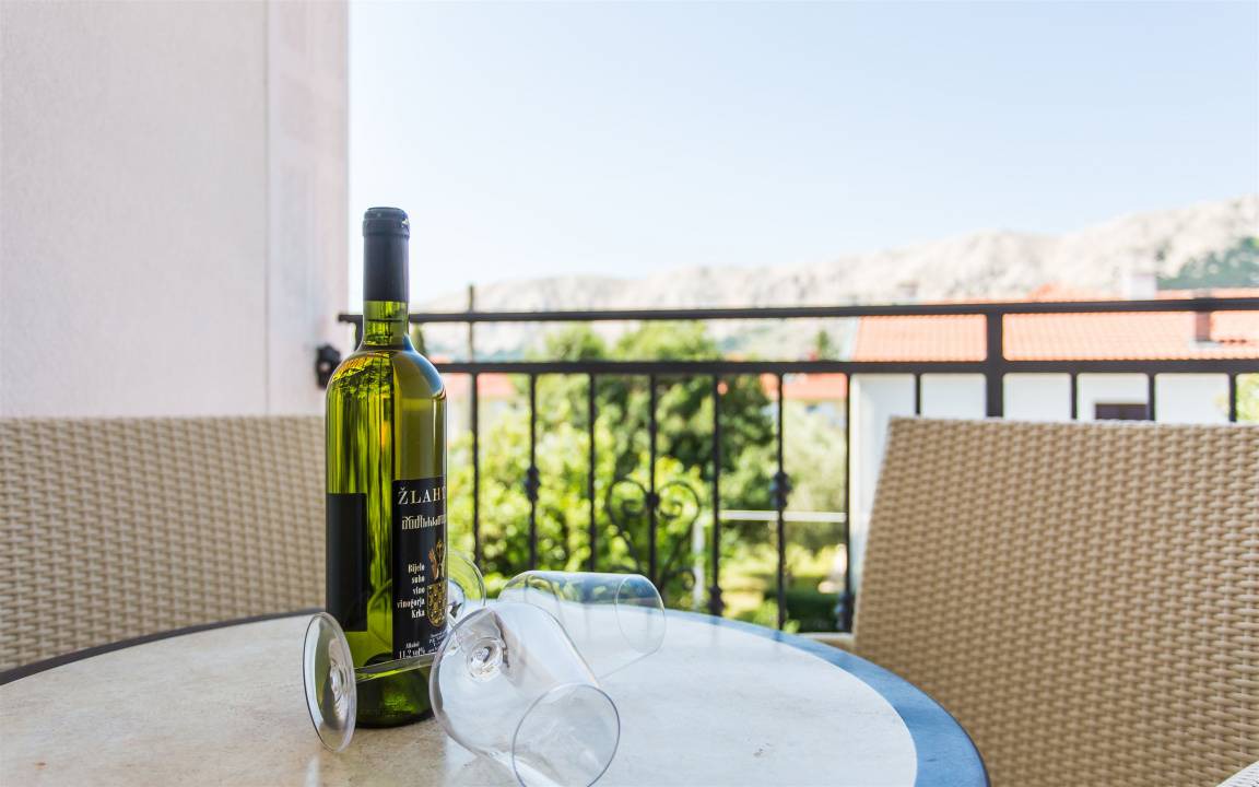 Photo of Patio Balcony in Baska