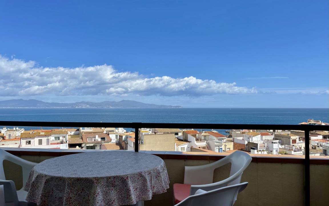 Photo of Others in L'Escala