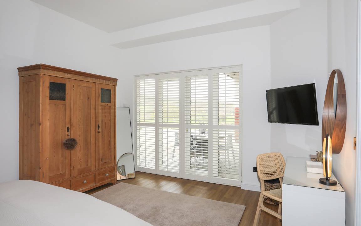 Photo of Others in Henryd