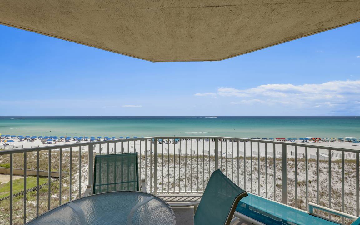 Photo of Patio Balcony in Holiday Isle