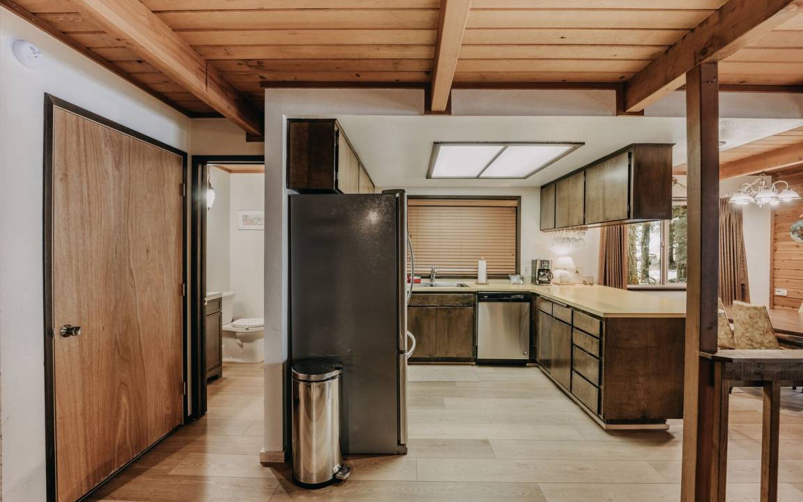 Photo of Kitchen in Glacier