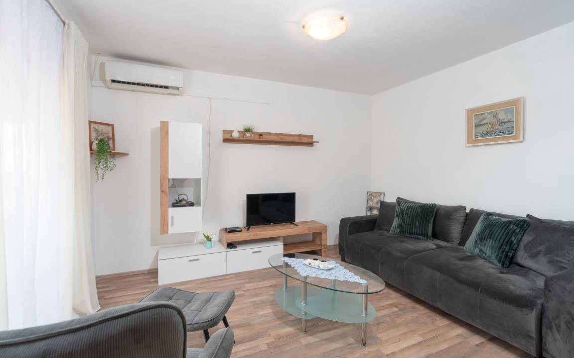Photo of Livingroom in Povljana