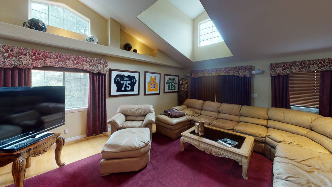 Photo of Livingroom in Tyrone