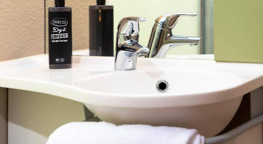 Photo of Bathroom in Vanves