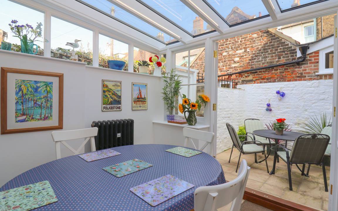 Photo of Others in Deal