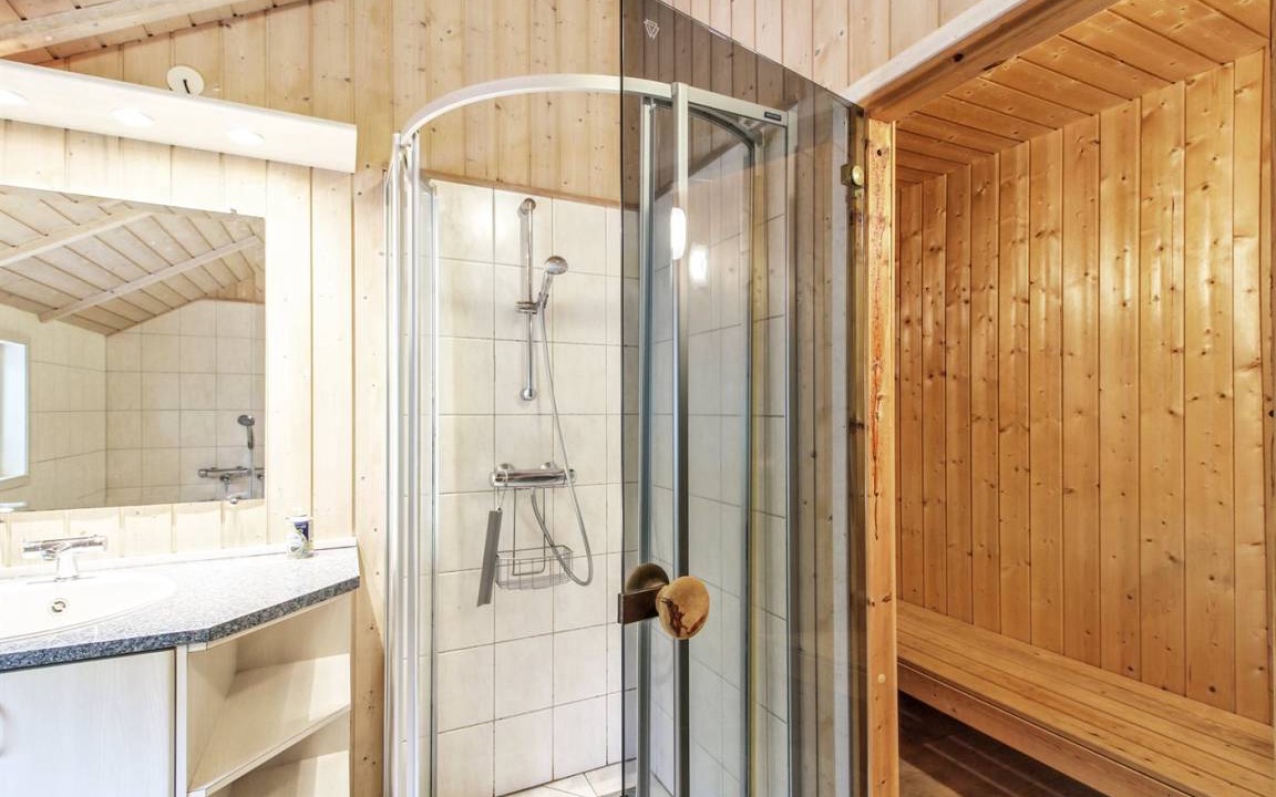 Photo of Bathroom in Skygge
