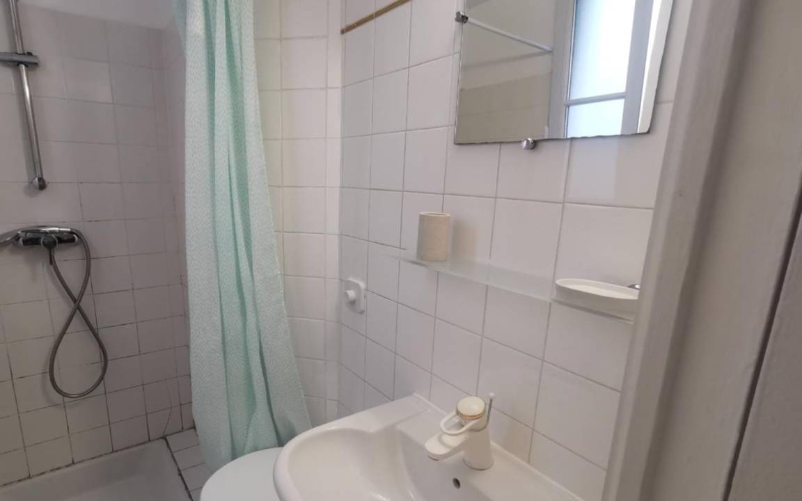 Photo of Bathroom in 6th Arrondissement