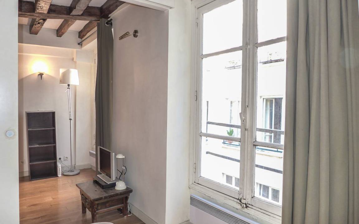Photo of Bedroom in Arts-et-Metiers