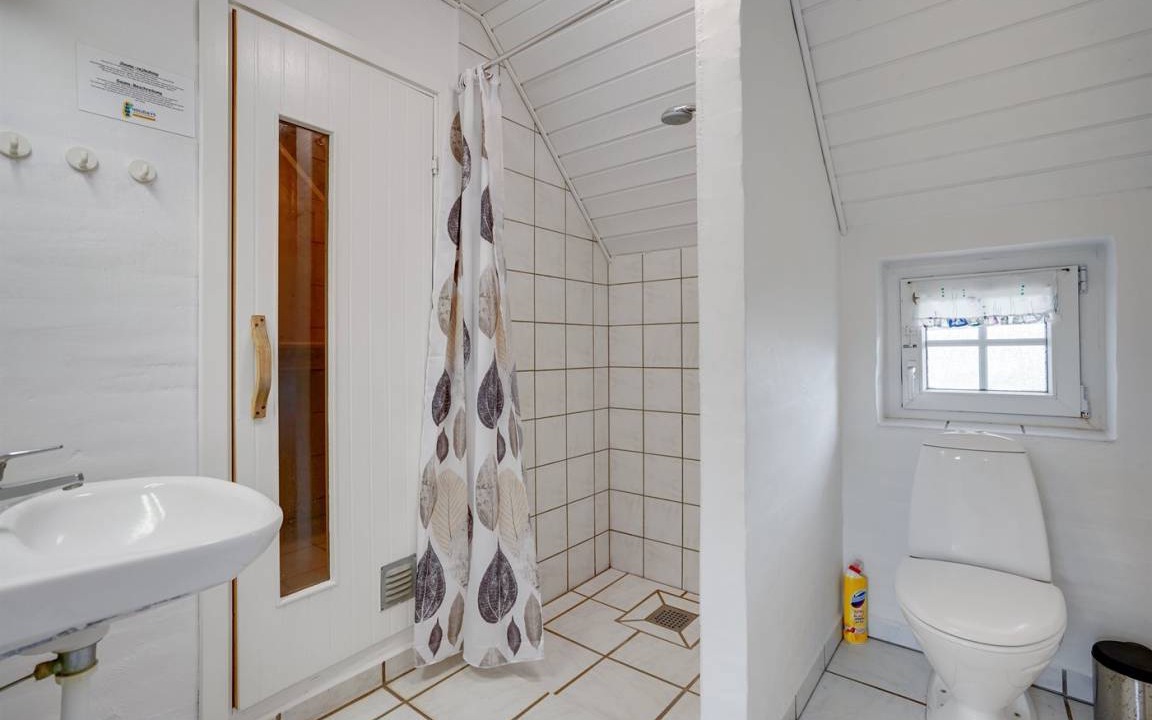 Photo of Bathroom in Havneby