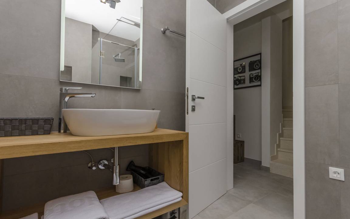 Photo of Bathroom in Srima