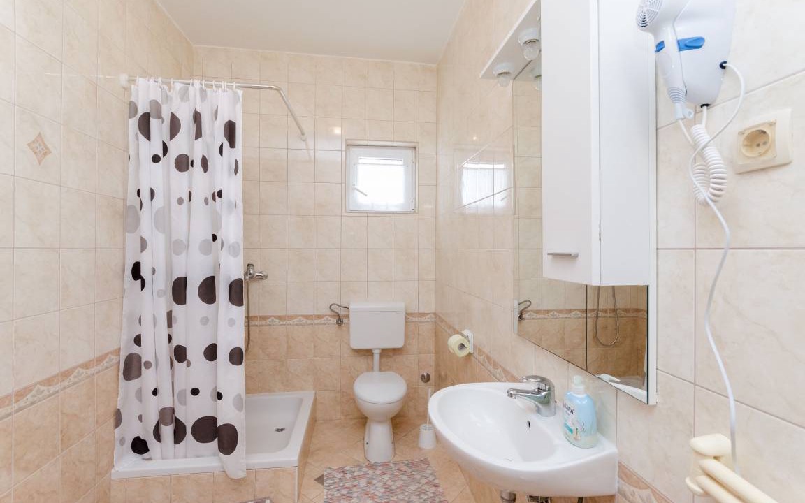 Photo of Bathroom in Lopar