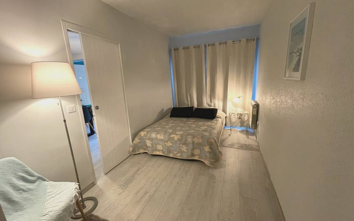 Photo of Bedroom in Luc-sur-Mer