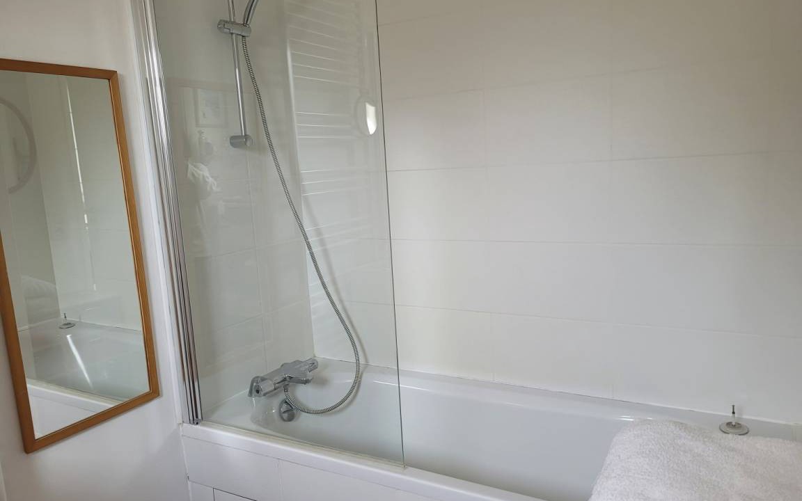Photo of Bathroom in Petit-Ivry