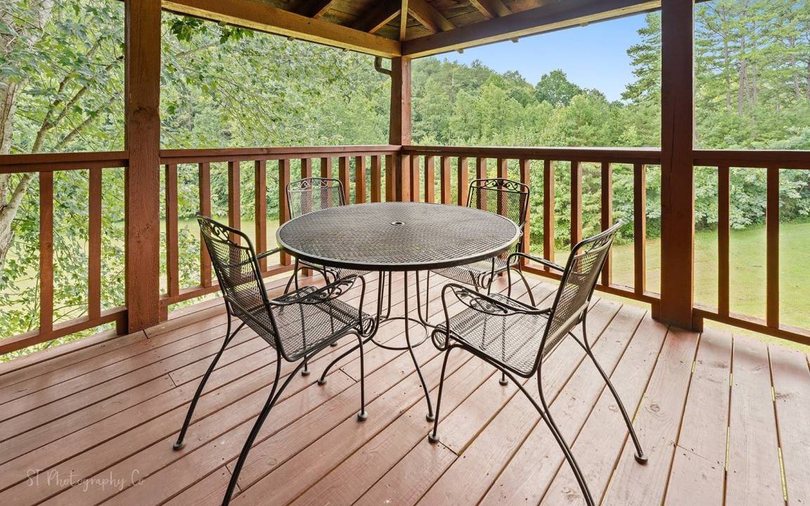 Photo of Patio Balcony in Sevierville