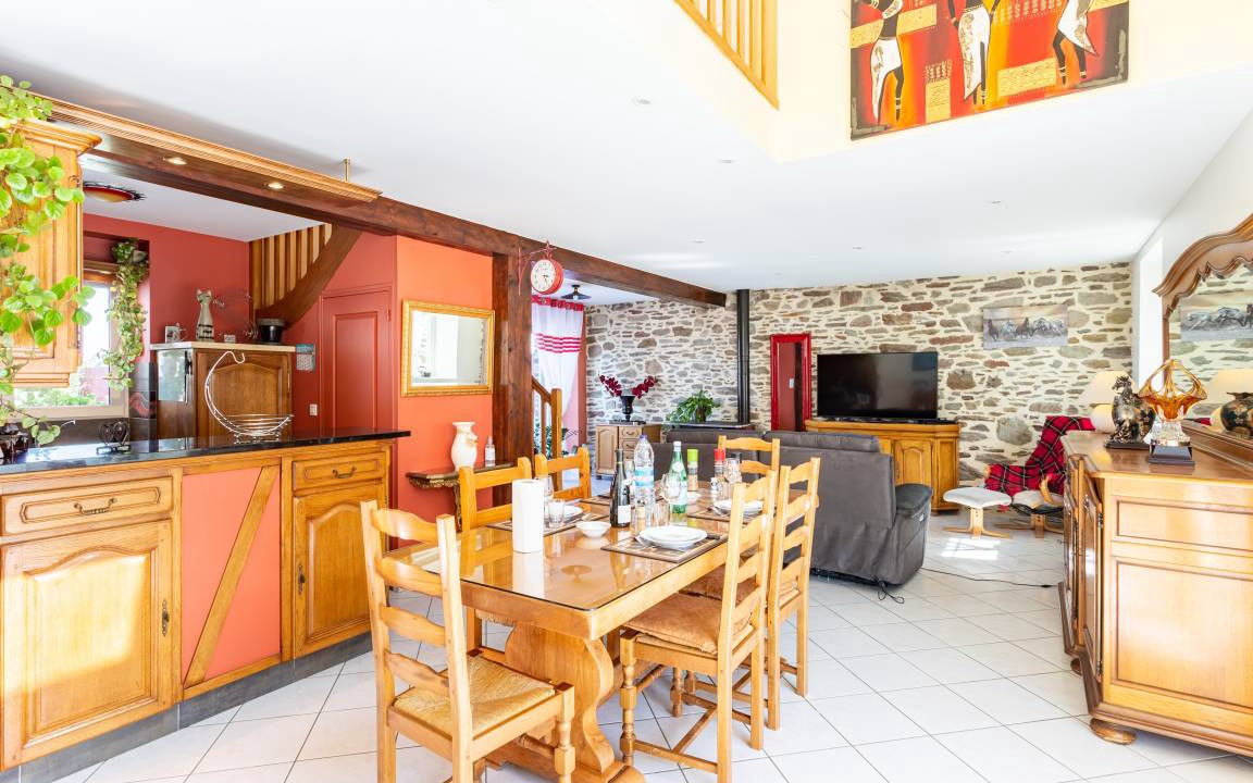 Photo of Kitchen in Saint-Meloir-des-Ondes