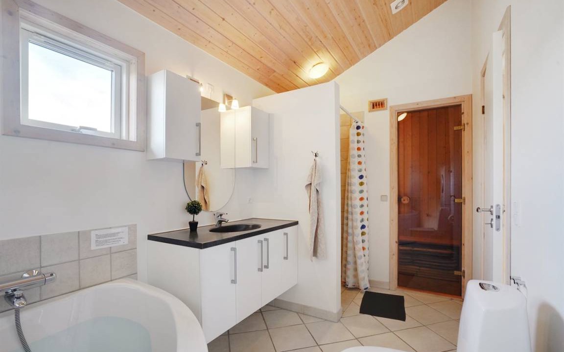 Photo of Bathroom in Lild Strand