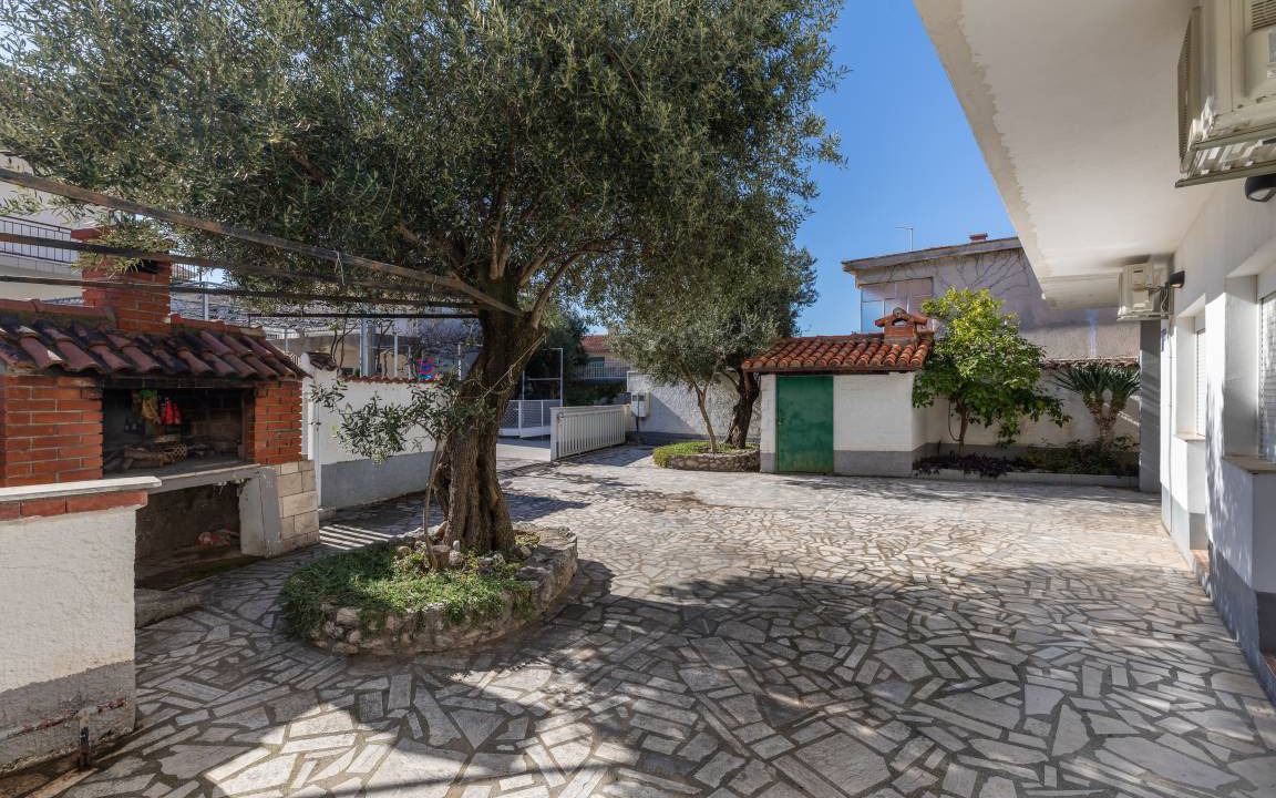 Photo of Others in Gradac