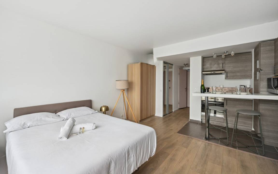 Photo of Bedroom in Puteaux