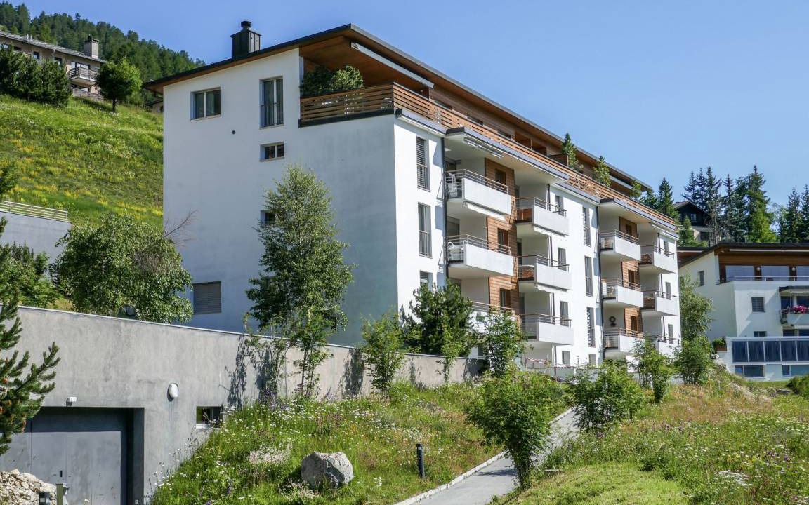 Photo of Buildings in Samedan