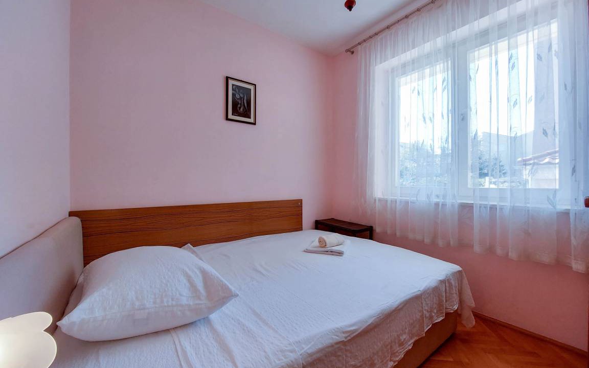 Photo of Bedroom in Punat