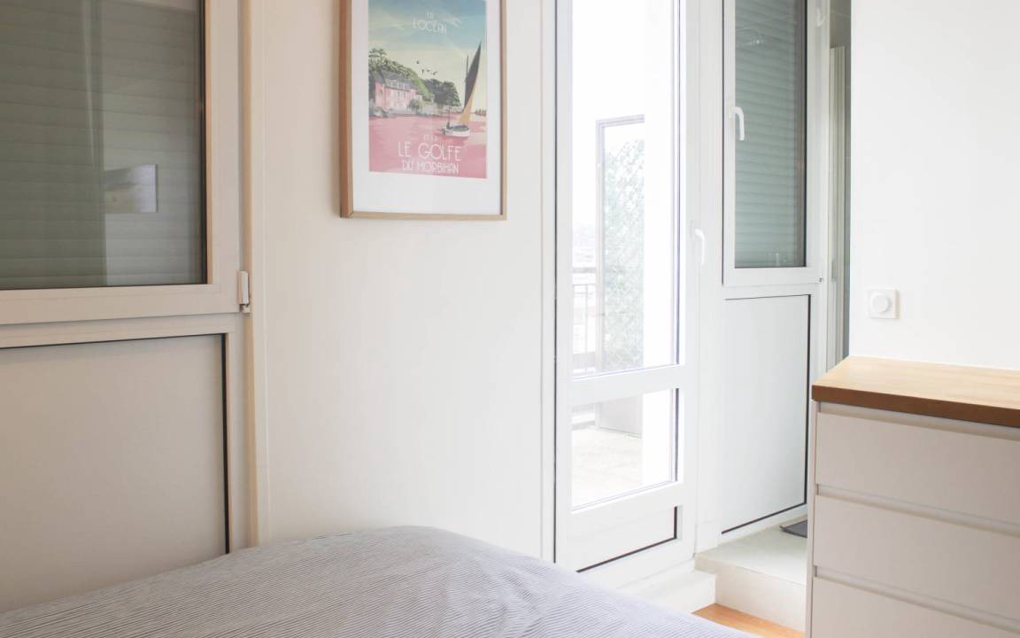 Photo of Bedroom in Republique–Point-du-Jour