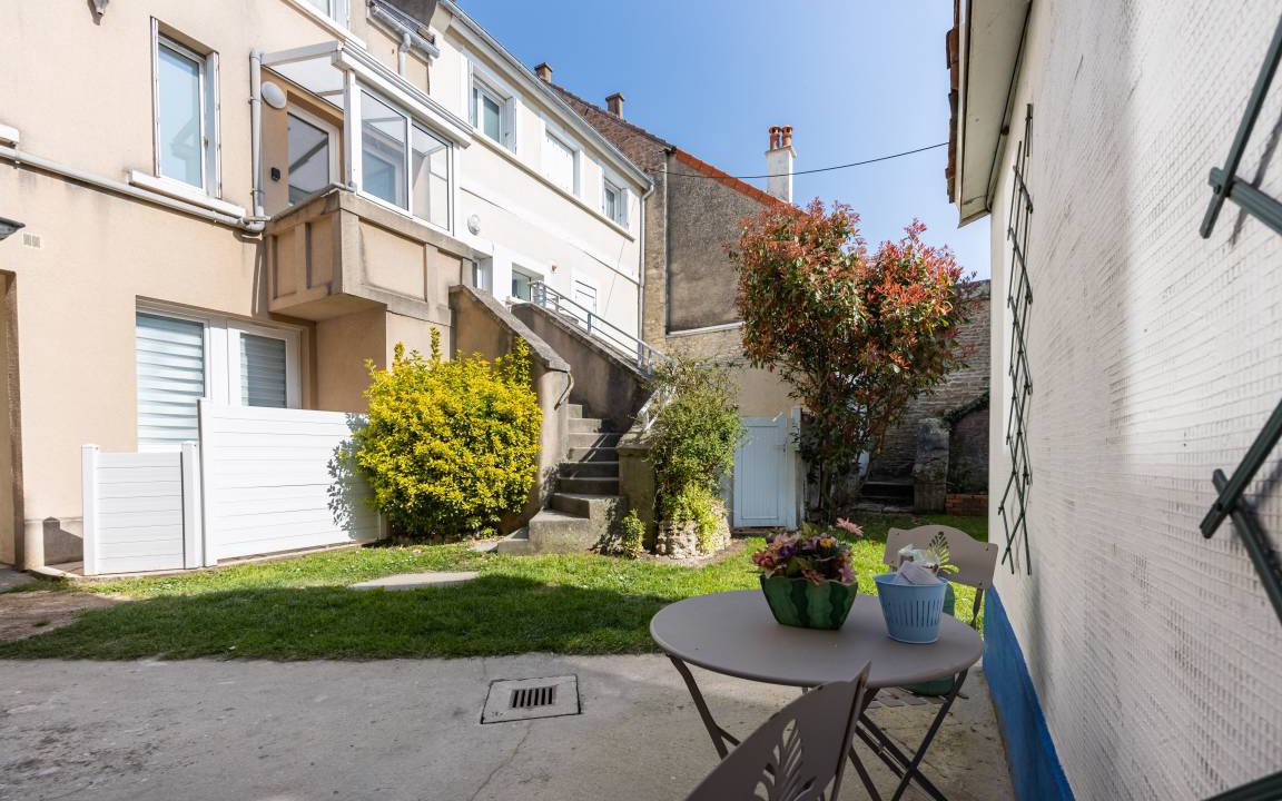 Photo of Patio Balcony in Luc-sur-Mer