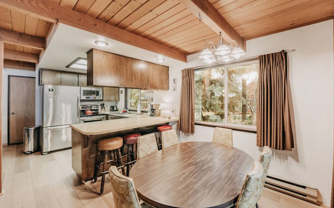 Photo of Kitchen in Glacier