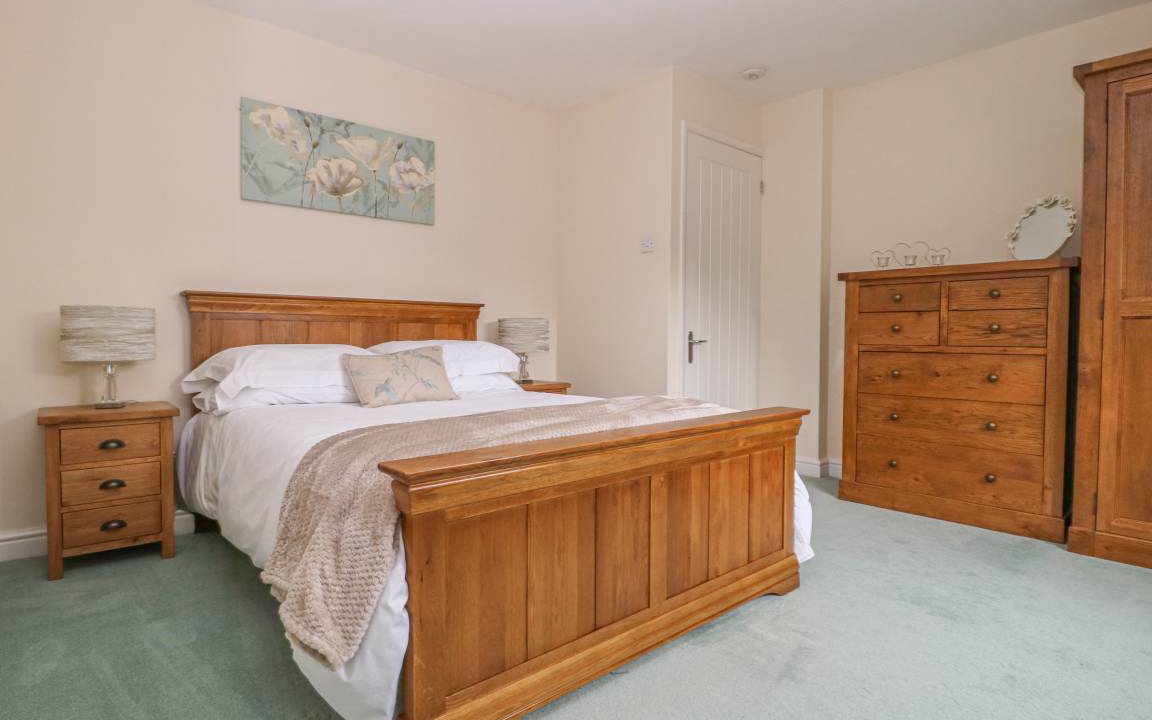 Photo of Others in Storwood