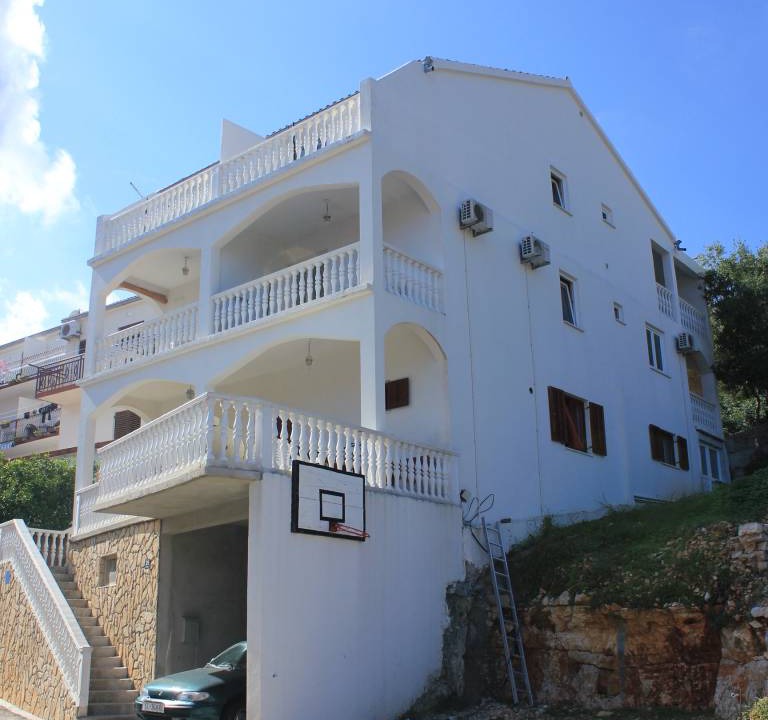 Photo of Others in Cove Rogacic