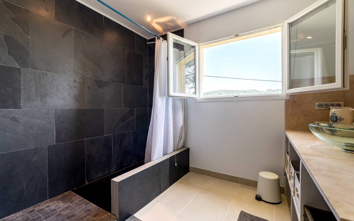 Photo of Bathroom in Gravieres