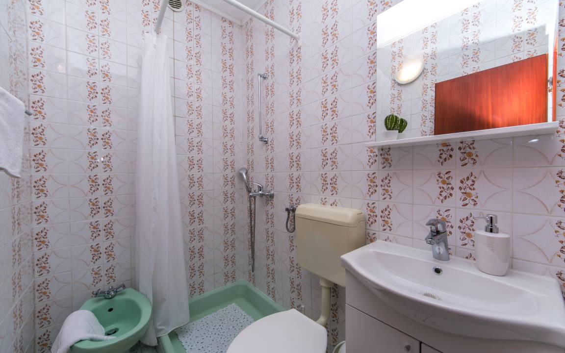 Photo of Bathroom in Brela