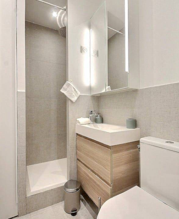 Photo of Bathroom in Batignolles